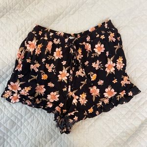 American Eagle floral shorts